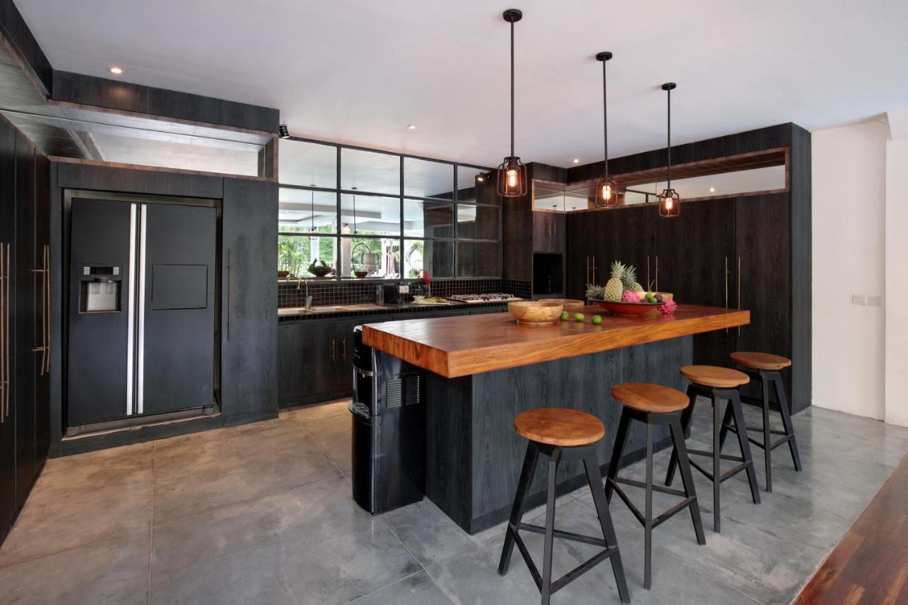 You Think You Know Canggu - Think Again! Stunning Large Luxxe 7Bed Villa Exterior photo