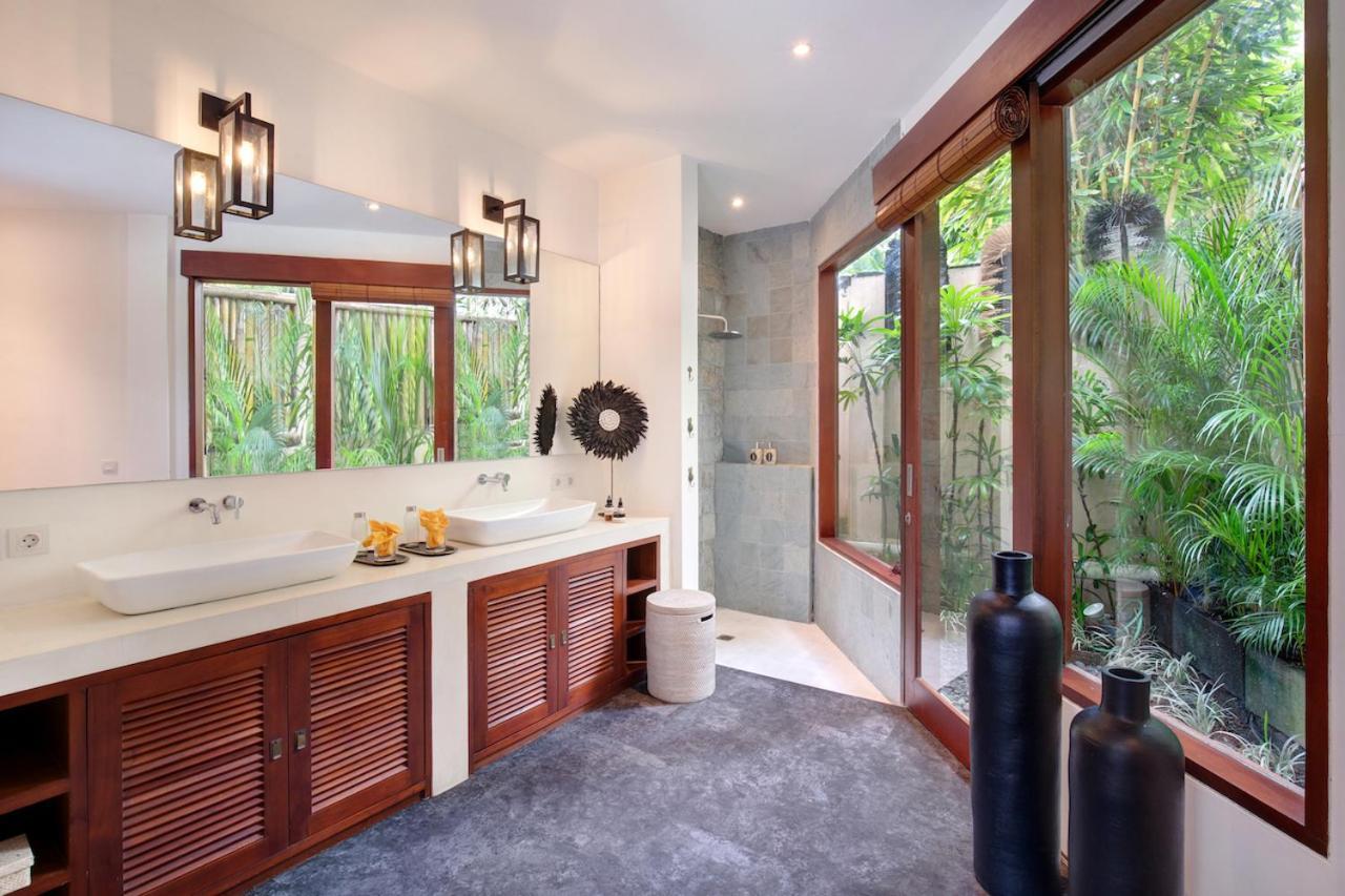 You Think You Know Canggu - Think Again! Stunning Large Luxxe 7Bed Villa Exterior photo